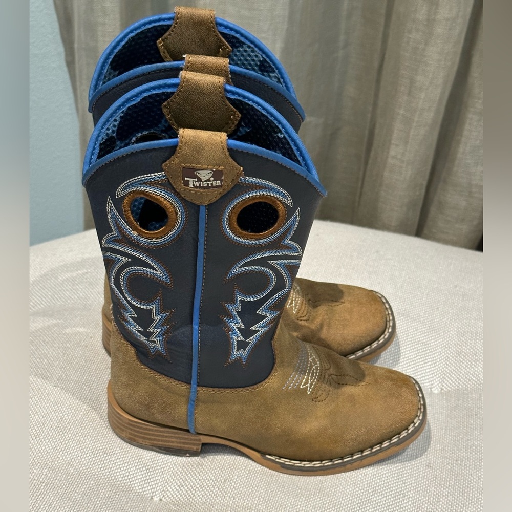 Kids Twister cowboy/cowgirl boots